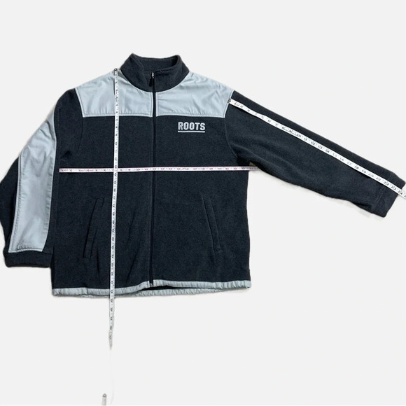 Roots Athletics Men’s Fleece Zip Up Jacket Gray Medium Size 40 Pockets Cozy Fall - Picture 9 of 10